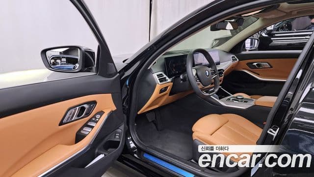 BMW 3시리즈 (G20) 320d Туринг (Touring), 2025 10