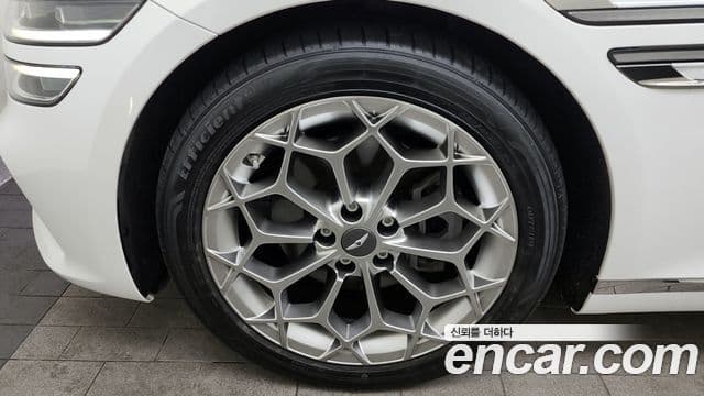 Genesis G80 (RG3), 2022 все фото