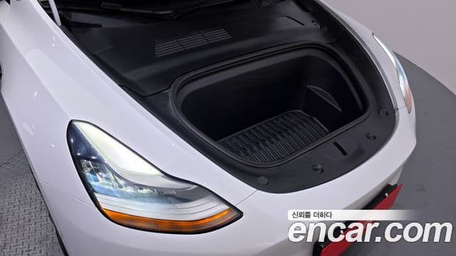 Tesla модель Y Long Range AWD, 2021 6