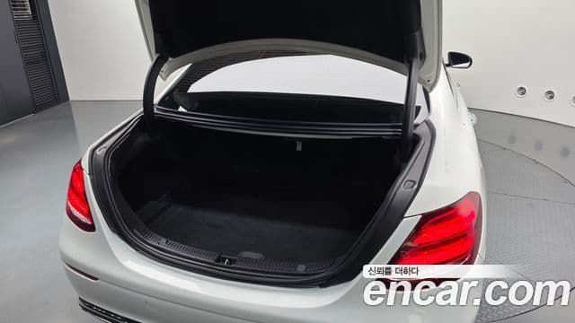 Mercedes-Benz E-класс W213 Avantgarde, 2018 20