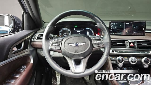 Genesis The / новый New G70, 2022 13