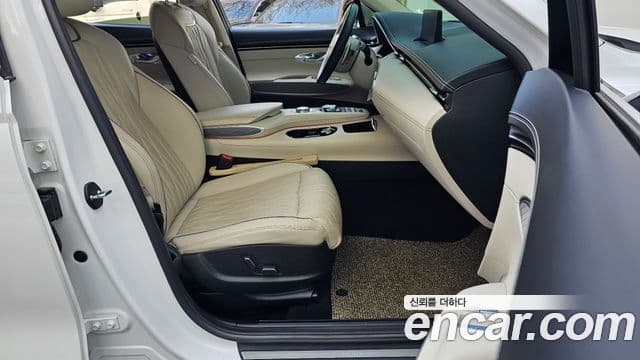 Genesis GV70, 2021 10