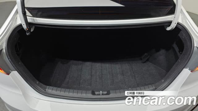 Hyundai Avante AD Special, 2017 20