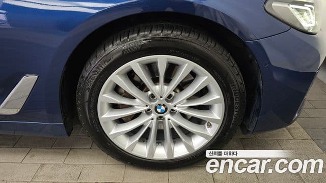 BMW 5시리즈 (G30) Luxury, 2021 все фото