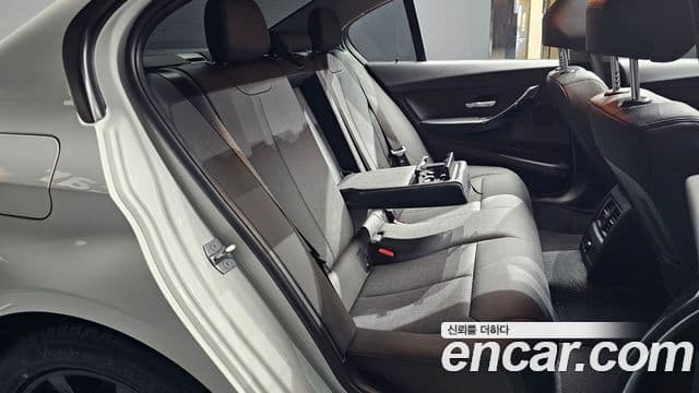 BMW 3시리즈 (F30), 2018 12