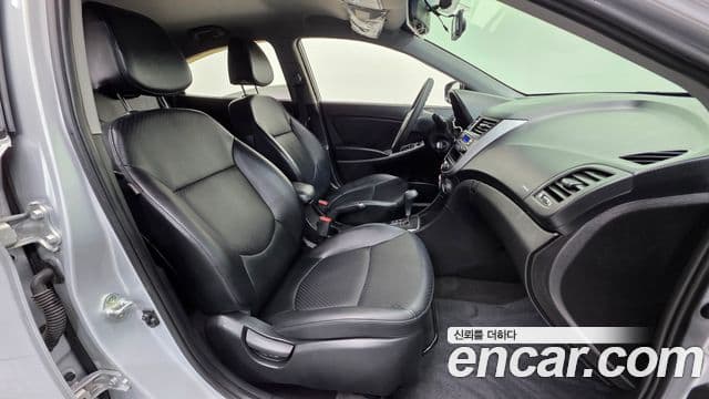 Hyundai Accent(новый кузов / новое поколение) 1.4 VVT Smart, 2016 10