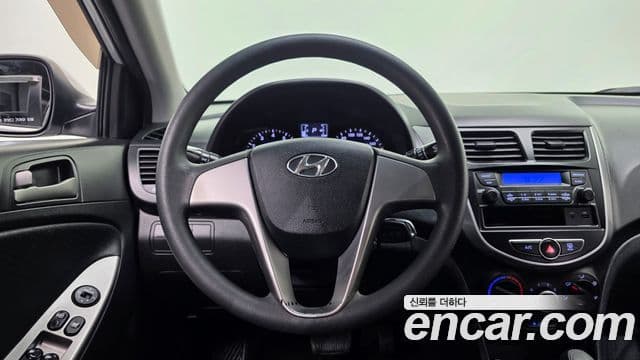 Hyundai Accent(новый кузов / новое поколение) 1.4 VVT Smart, 2016 14