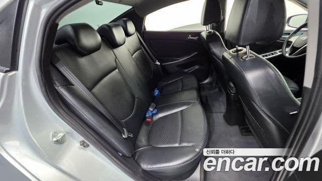 Hyundai Accent(новый кузов / новое поколение) 1.4 VVT Smart, 2016 19