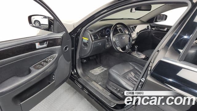 Hyundai Genesis Special, 2013 10
