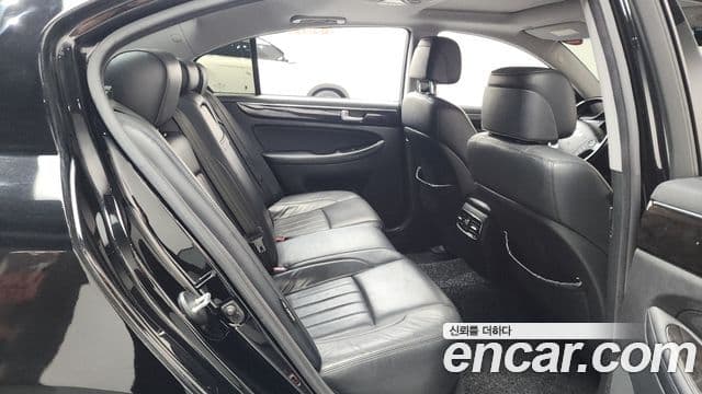 Hyundai Genesis Special, 2013 12