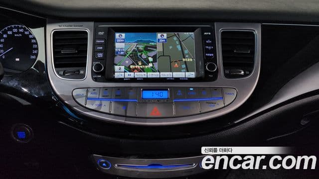 Hyundai Genesis Special, 2013 15