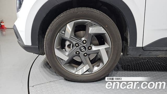 Hyundai Venue 1.6 Modern Plus, 2022 все фото