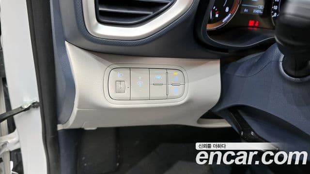 Hyundai Venue 1.6 Modern Plus, 2022 16