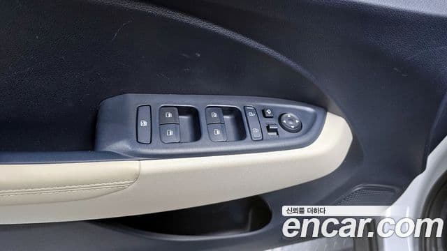 Hyundai Venue 1.6 Modern Plus, 2022 17