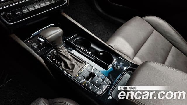 Kia All New K7 Noblesse, 2019 9