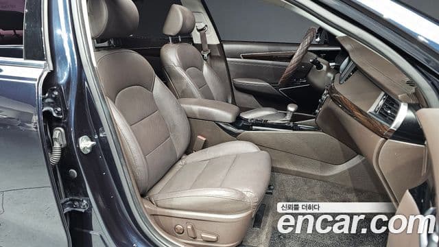 Kia All New K7 Noblesse, 2019 10