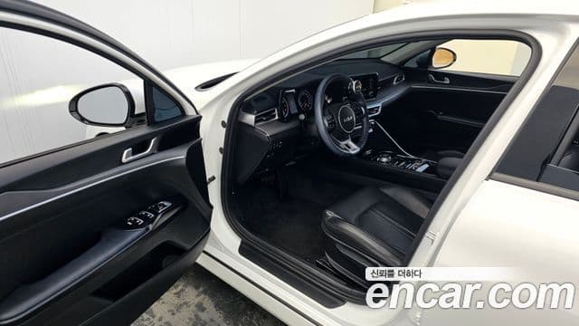 Kia K5 3세대 Trendy, 2023 10