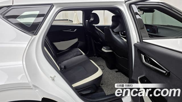 Kia EV6 GT Line, 2023 12