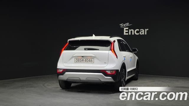 Kia D All New Niro Trendy, 2022 4