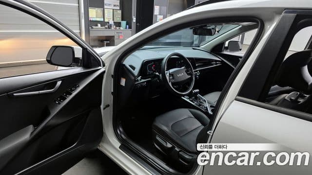 Kia D All New Niro Trendy, 2022 10