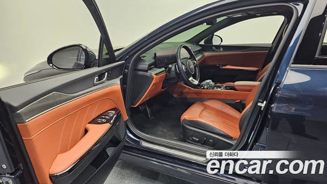 Kia The / новый New K5 гибрид 3세대 Signature, 2024 10