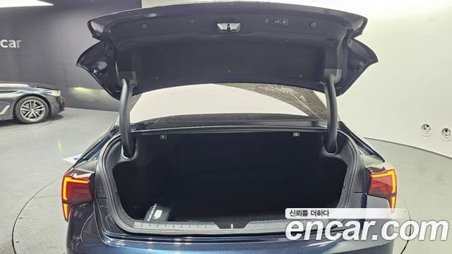 Kia The / новый New K5 гибрид 3세대 Signature, 2024 20