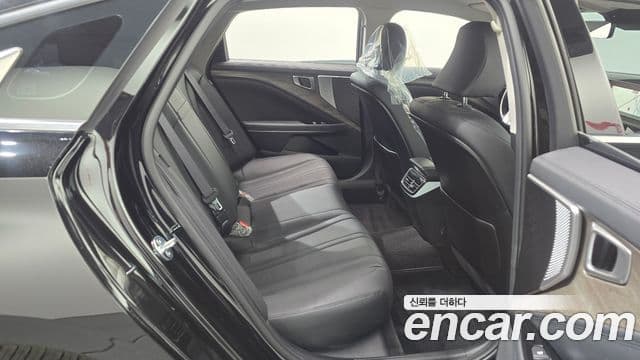 Kia K8 Trendy(арендный автомобиль), 2023 12