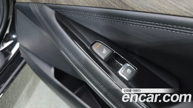 Kia K8 Trendy(арендный автомобиль), 2023 19