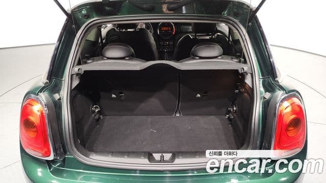 Mini Cooper D 3세대, 2015 19