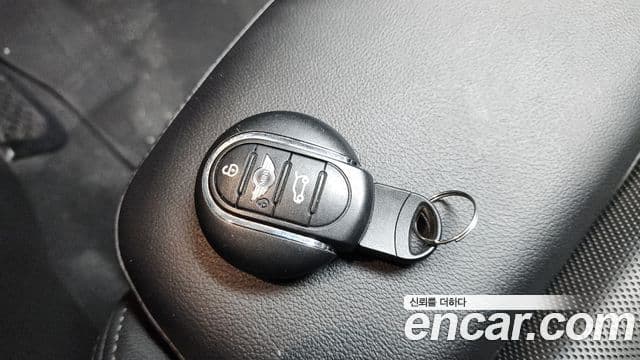 Mini Cooper D 3세대, 2015 20