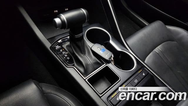 Kia K5 3세대 Standard, 2023 9