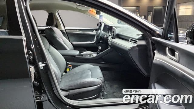 Kia K5 3세대 Standard, 2023 10