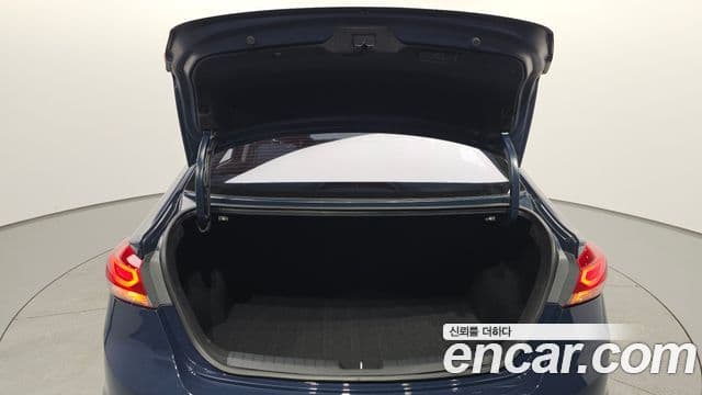 Hyundai Avante AD Special, 2016 20