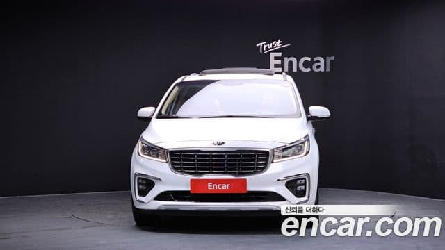 Kia The / новый New Carnival Noblesse, 2019 3
