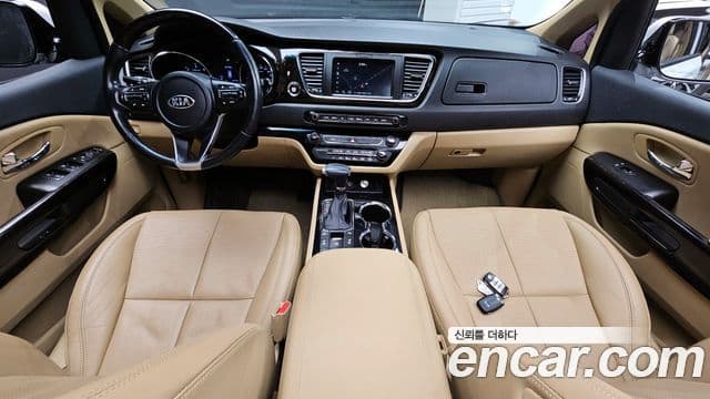 Kia The / новый New Carnival Noblesse, 2019 7