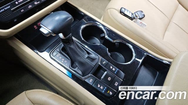 Kia The / новый New Carnival Noblesse, 2019 9