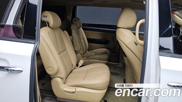 Kia The / новый New Carnival Noblesse, 2019 12