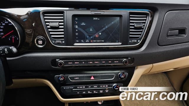 Kia The / новый New Carnival Noblesse, 2019 14