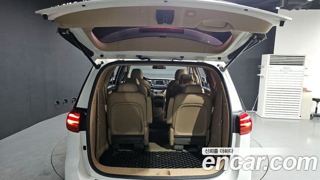 Kia The / новый New Carnival Noblesse, 2019 20