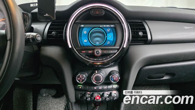 Mini Cooper 3세대, 2021 14