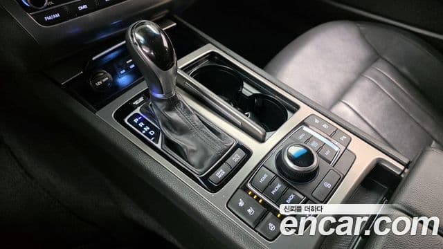 Hyundai Genesis DH Exclusive, 2015 9