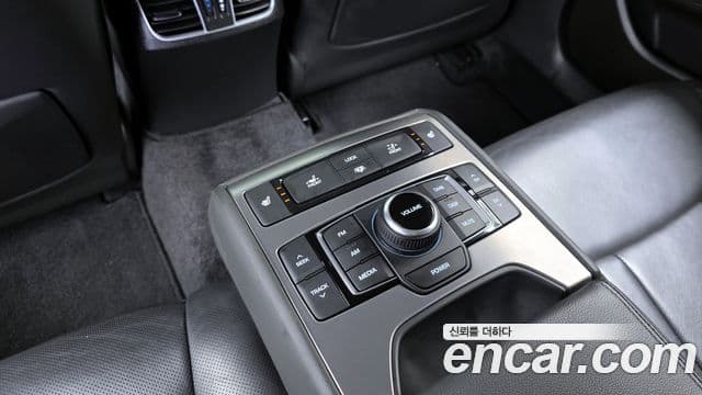 Hyundai Genesis DH Exclusive, 2015 19