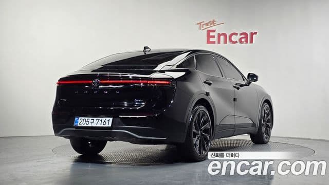 Toyota 크라운 кроссовер, 2025 2