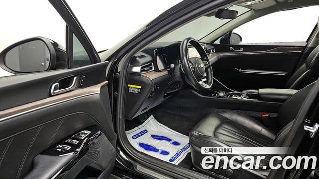 Kia K5 3세대 Signature, 2020 10