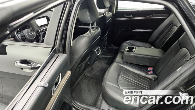 Kia K5 3세대 Signature, 2020 11