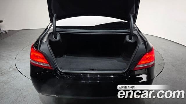 Hyundai Equus(новый кузов / новое поколение) Modern, 2014 20