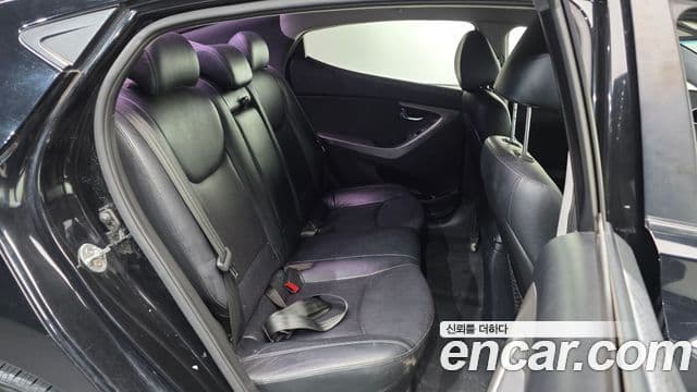 Hyundai Avante MD Premier, 2012 12