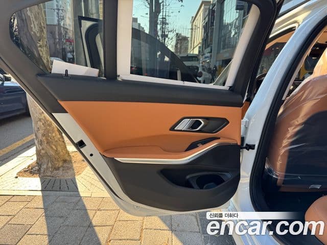 BMW 3시리즈 (G20), 2026 12