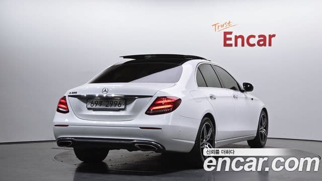 Mercedes-Benz E-класс W213 Avantgarde, 2019 2