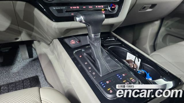 Kia All New Carnival President, 2017 9